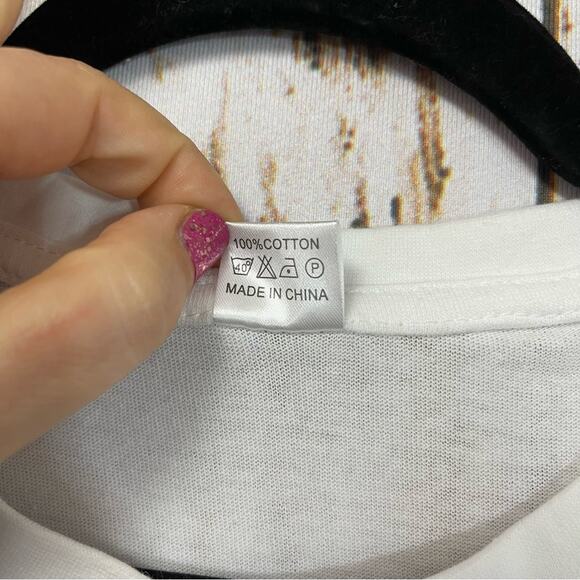 SPCAI, Pet Lover's Graphic T-Shirt. Size Large. In pristine condition! - Picture 5 of 5